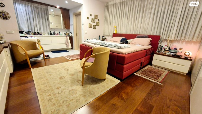 יאיר רוזנבלום 