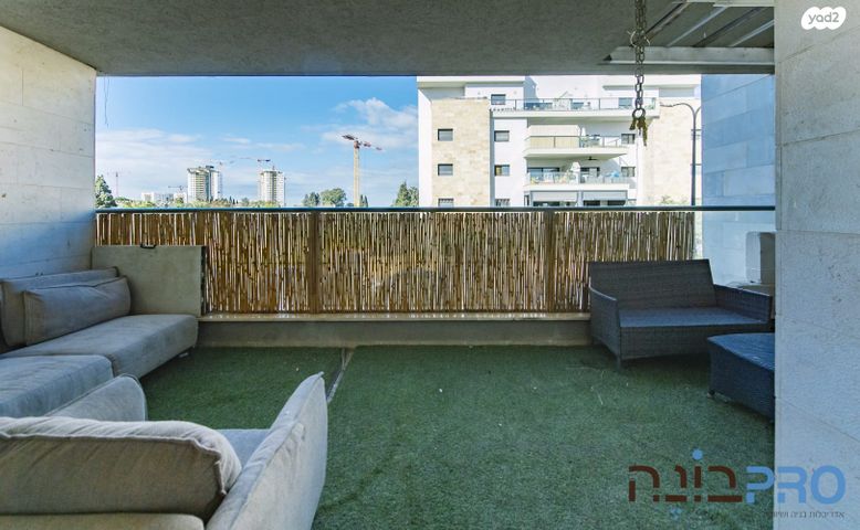 מודעת נכס, הרב זבולון גרז, רחובות הצעירה, רחובות