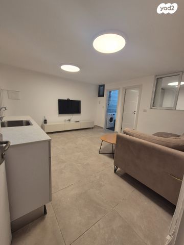 מודעת נכס, אלוני הבשן, נווה דקלים, ראשון לציון