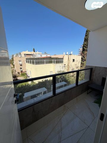 מודעת נכס, שדרות כצנלסון, מרכז העיר, קרית אתא