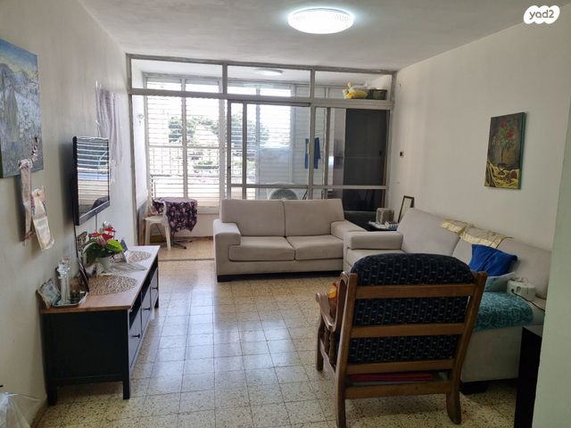 שדרות ששת הימים 1