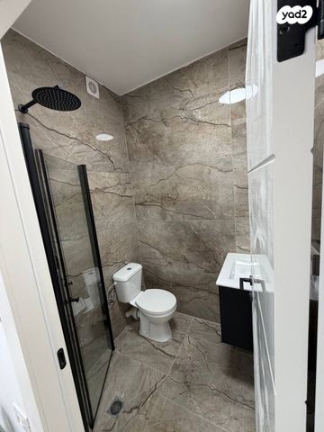 מודעת נכס, שדרות כצנלסון, מרכז העיר, קרית אתא