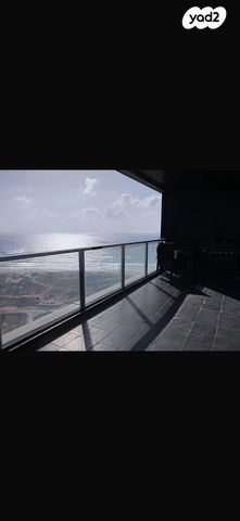 אריק איינשטיין 