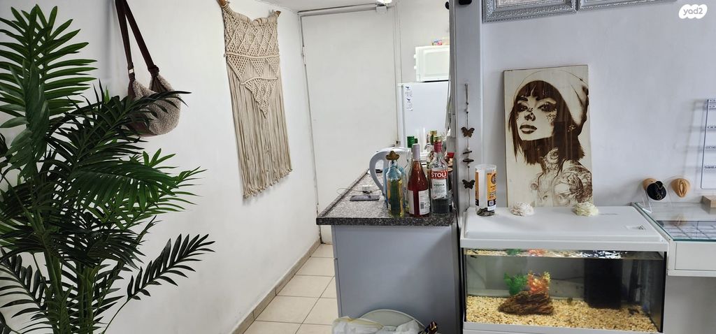 חנויות/ שטח מסחרי, מרכז, הרצליה