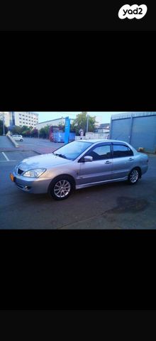 מודעת רכב מיצובישי לנסר