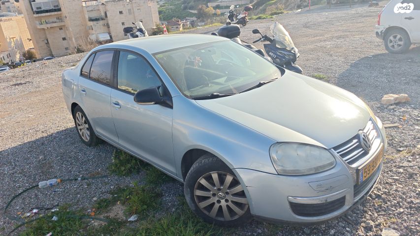 מודעת רכב פולקסווגן ג'טה 