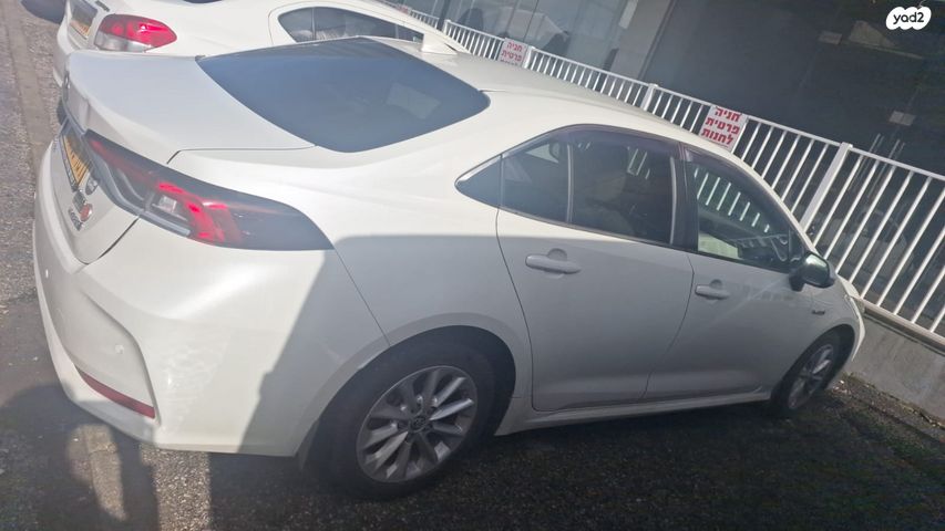 מודעת רכב טויוטה קורולה