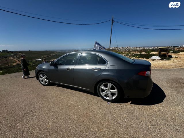 מודעת רכב הונדה אקורד