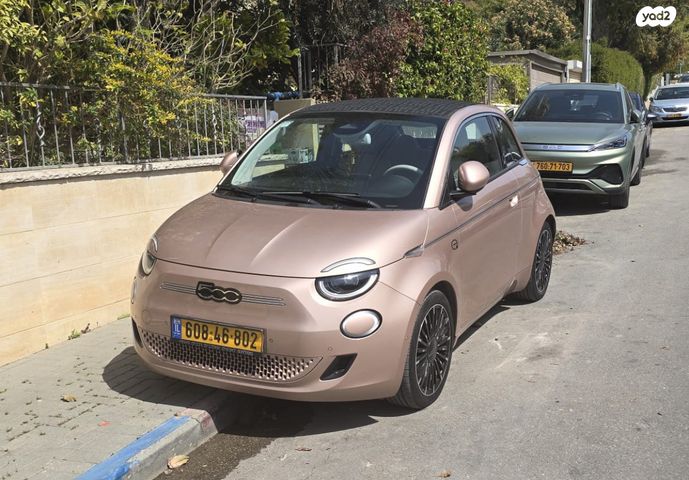 מודעת רכב פיאט 500E
