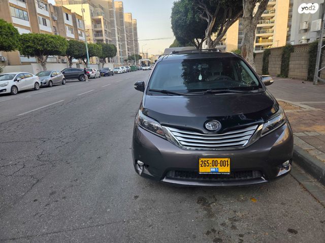 מודעת רכב טויוטה סיינה