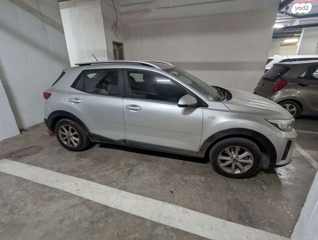 מודעת רכב קיה סטוניק