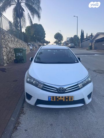 מודעת רכב טויוטה קורולה