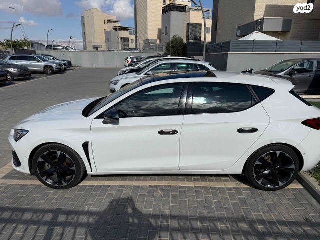 מודעת רכב קופרה לאון