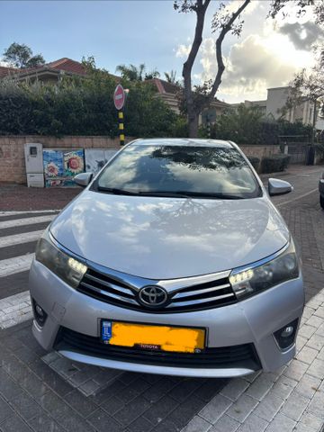 מודעת רכב טויוטה קורולה