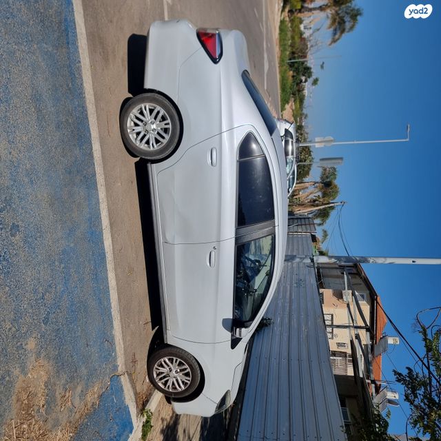 מודעת רכב מיצובישי אטראז'