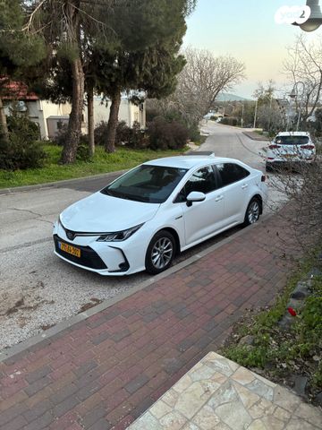 מודעת רכב טויוטה קורולה