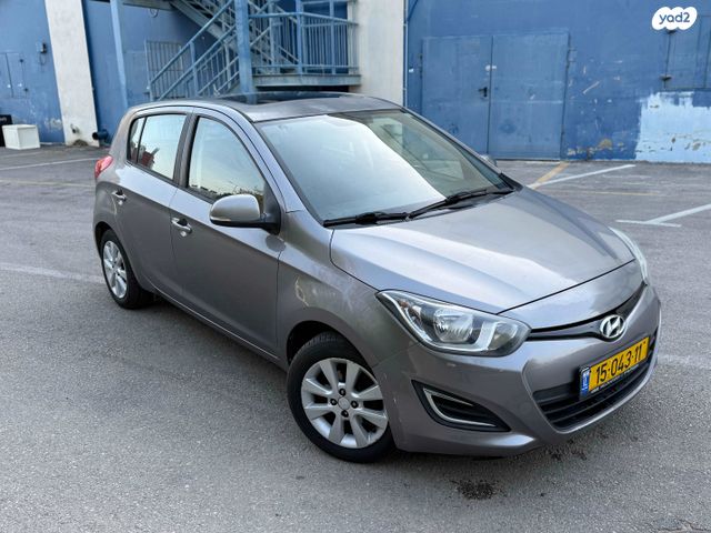 מודעת רכב יונדאי i20