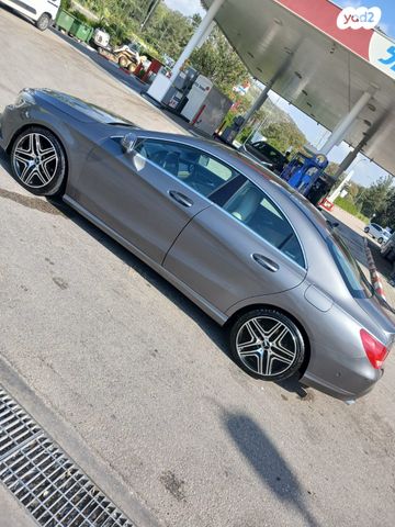 מודעת רכב מרצדס-בנץ CLA