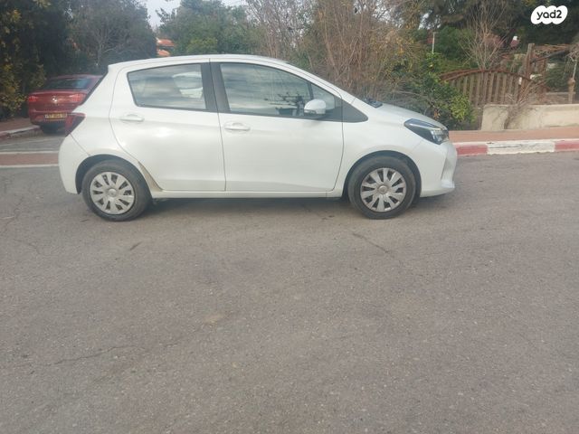 מודעת רכב טויוטה יאריס