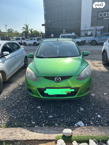 מודעת רכב מאזדה 2
