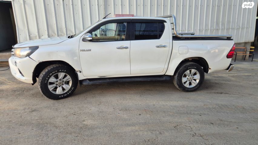 מודעת רכב טויוטה היילקס