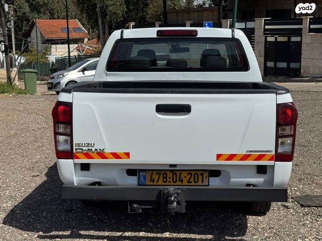 מודעת רכב איסוזו די-מקס