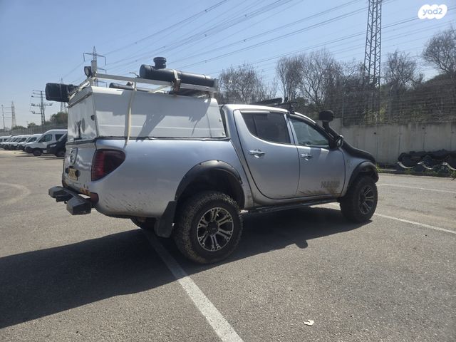 מודעת רכב מיצובישי טרייטון / L200