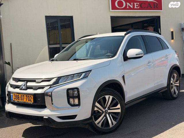 מודעת רכב מיצובישי ASX