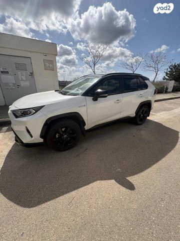מודעת רכב טויוטה RAV4