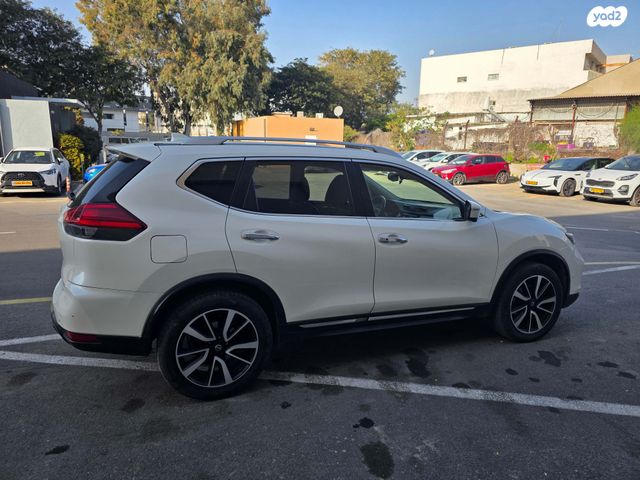 מודעת רכב ניסאן אקס טרייל 1