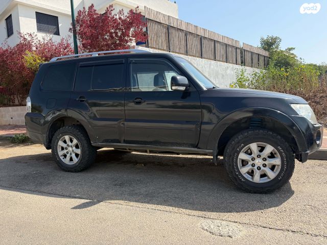 מודעת רכב מיצובישי פג'רו