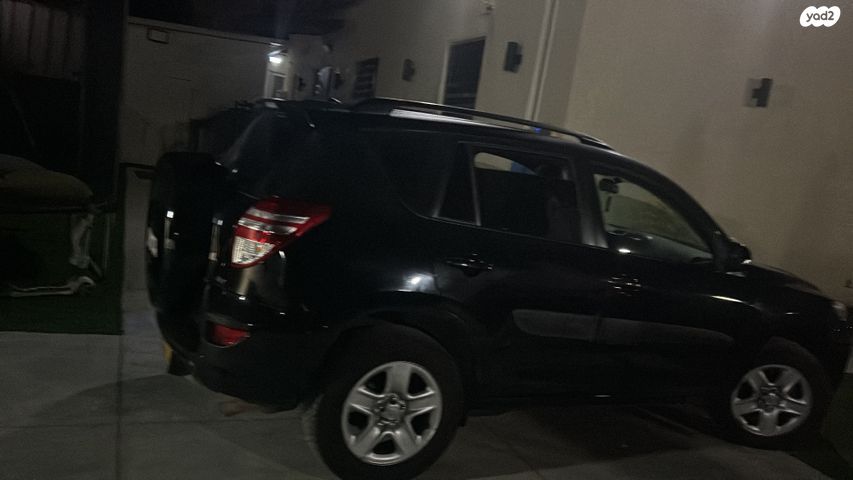 מודעת רכב טויוטה RAV4