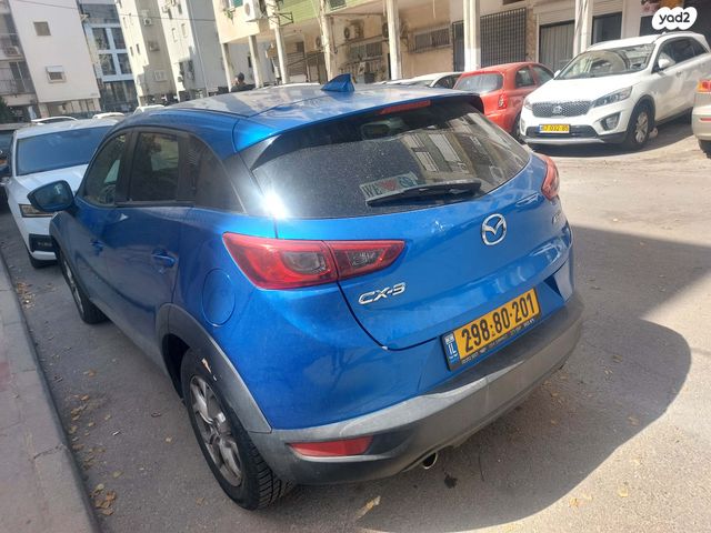 מודעת רכב מאזדה CX-3