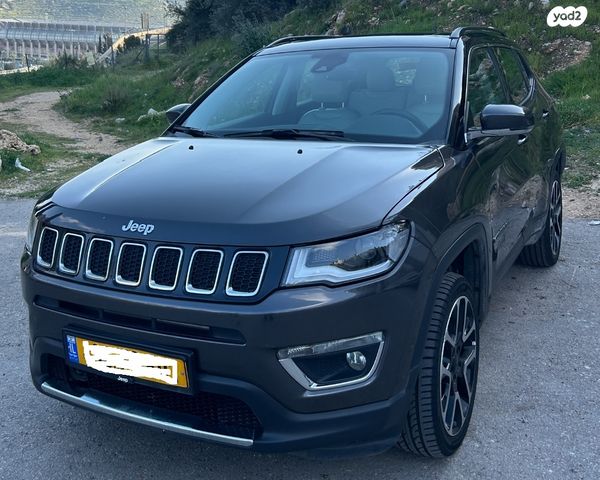 מודעת רכב ג'יפ קומפאס