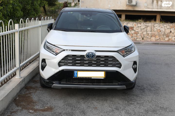 מודעת רכב טויוטה RAV4