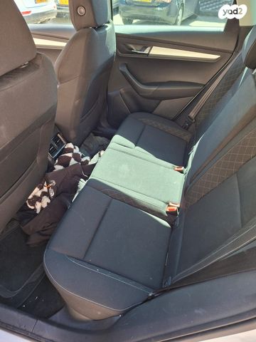 מודעת רכב סקודה קארוק