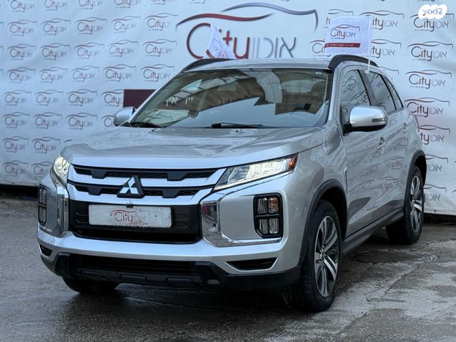 מודעת רכב מיצובישי ASX