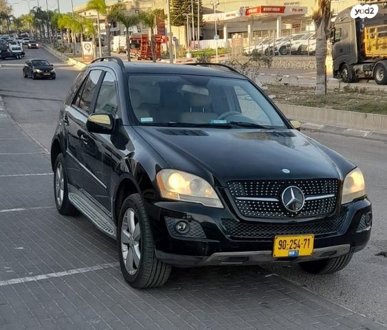 מודעת רכב מרצדס-בנץ ML