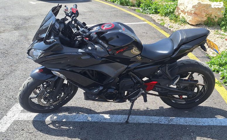 מודעת רכב קאוואסאקי נינג'ה 650