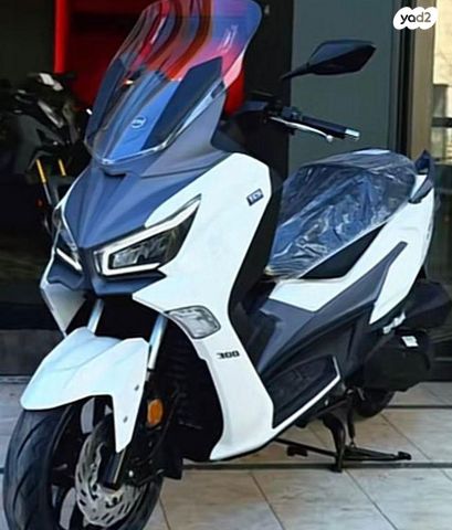 מודעת רכב סאן יאנג ג'וי-מקס Z-300