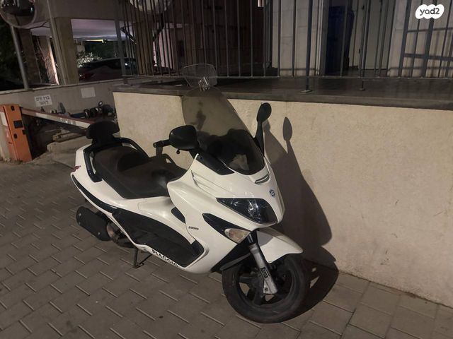 מודעת רכב פיאג'ו X-Evo 250