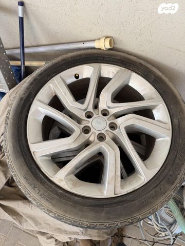 feedItemObj.data.row_1