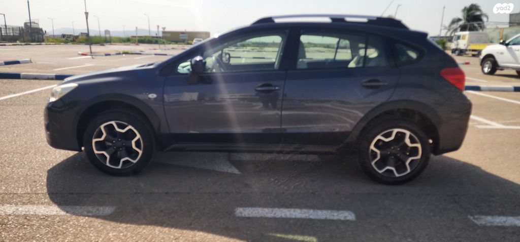 מודעת רכב סובארו XV 1