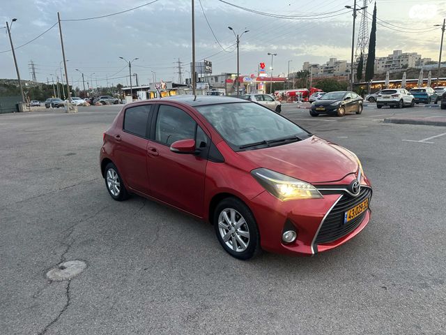 מודעת רכב טויוטה יאריס