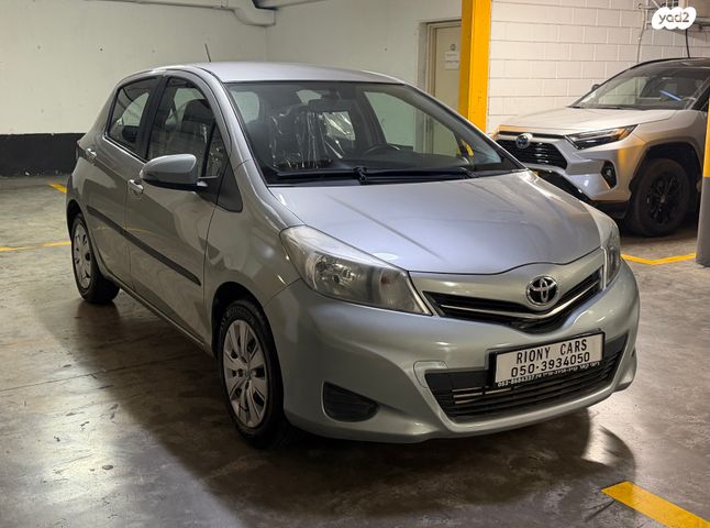 מודעת רכב טויוטה יאריס