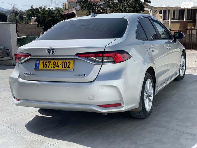 מודעת רכב טויוטה קורולה 2