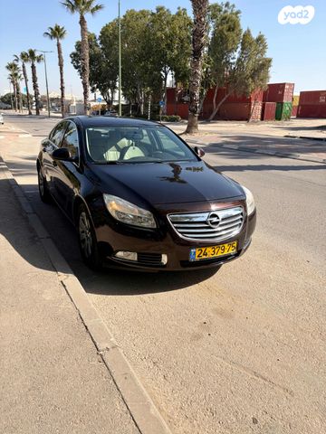 מודעת רכב אופל אינסיגניה