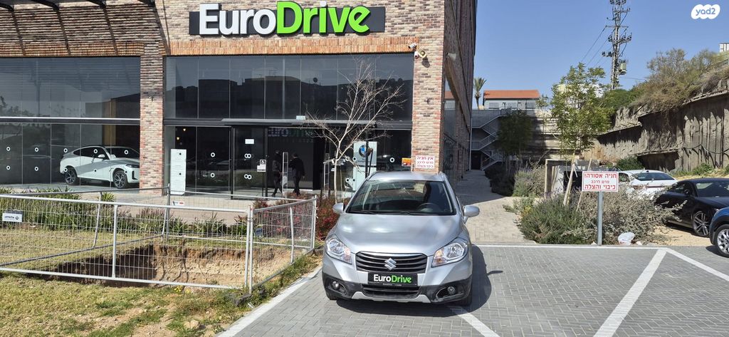 מודעת רכב סוזוקי קרוסאובר