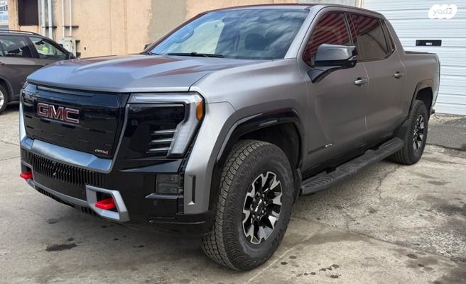 מודעת רכב ג'י.אם.סי סיירה EV  