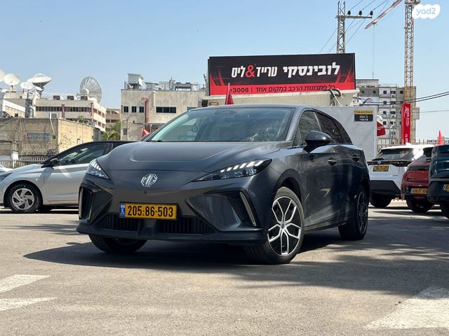 מודעת רכב אם ג'י MG4